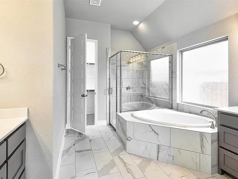 333 Cowling Dr — Photo 10