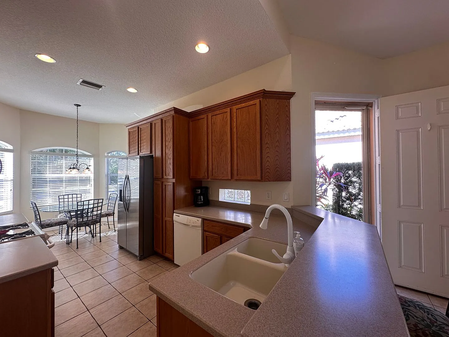 6251 Wingspan Way — Photo 3