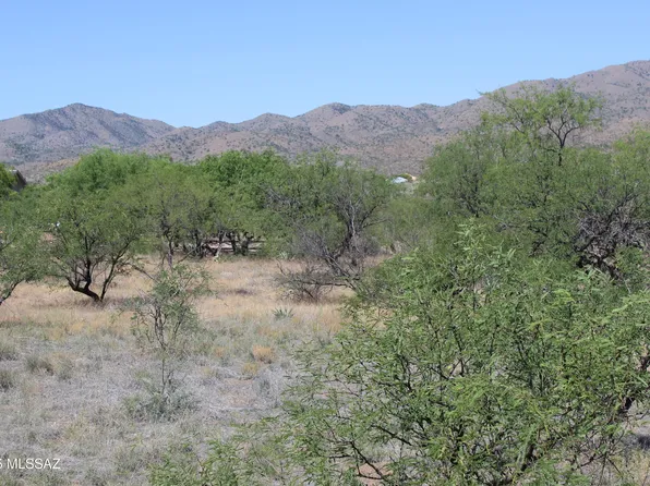 15575 E Hillton Ranch Rd, Vail, AZ 85641