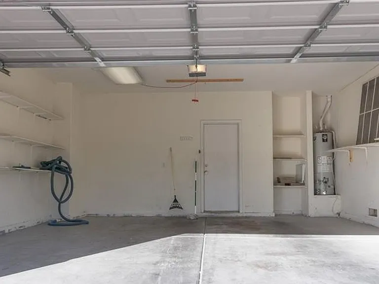 7290 Golden Star Ave — Photo 32