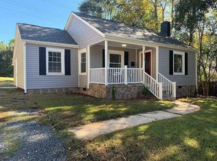 2815 Beech Nut Rd, Charlotte, NC 28208