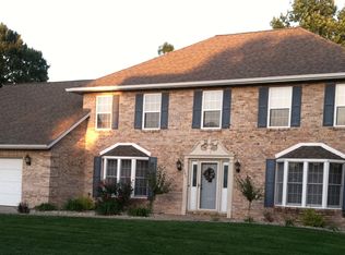 906 Phillip Ct, O Fallon, IL 62269