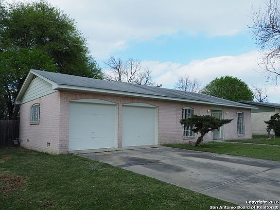 3rd image of 4323 Bloomdale Dr