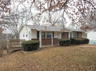 735 Caldwell St, Festus, MO 63028