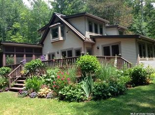 39 Baker Rd, Bearsville, NY 12409
