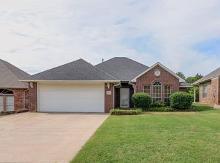 1211 S Greystone St, Stillwater, OK 74074