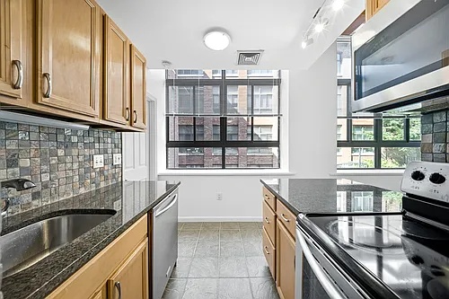 10 Linwood St #106 Photo 1