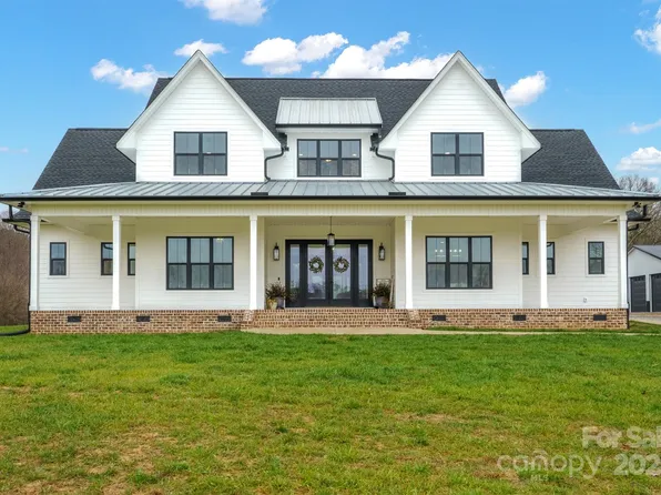 1026 Walker Branch Rd, Lincolnton, NC 28092