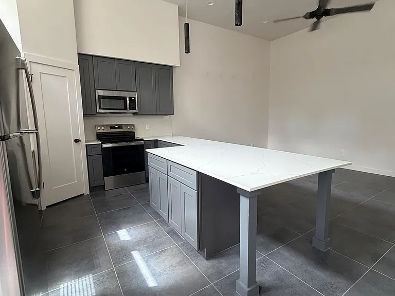 13114 Honey Suckle Ridge Ln — Photo 21