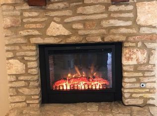 501 Suzzane Rd, Pflugerville, TX 78660