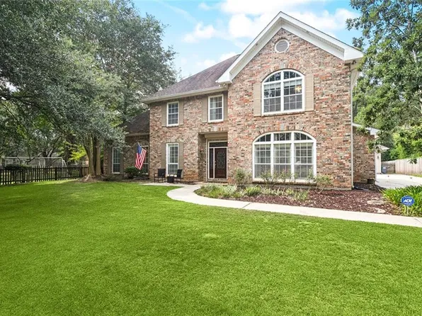 127 Deloaks Rd, Madisonville, LA 70447