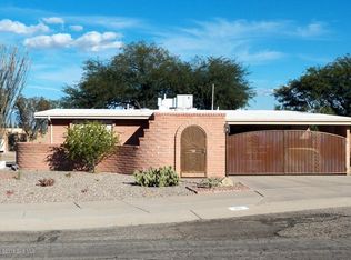 701 W Rio Altar, Green Valley, AZ 85614