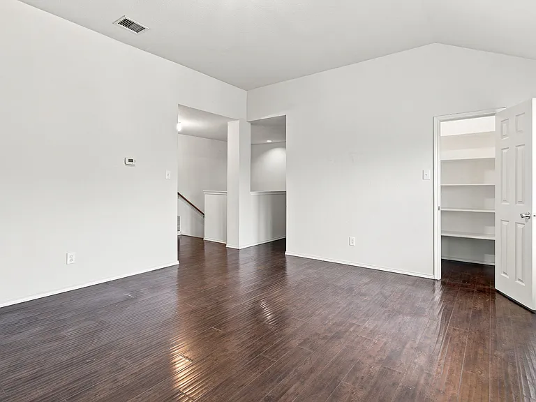 5905 Calloway Dr — Photo 19