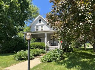 323 Sherman Ave E, Fort Atkinson, WI 53538