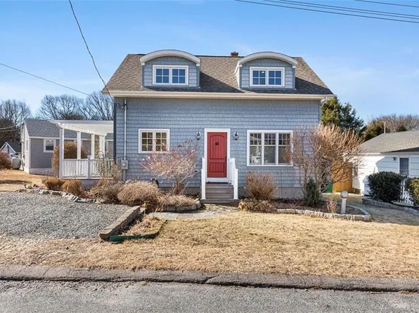 12 W Side Rd, Wakefield, RI 02879