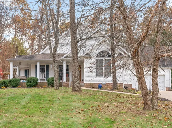 3452 Eastwood Dr, Clarksville, TN 37043