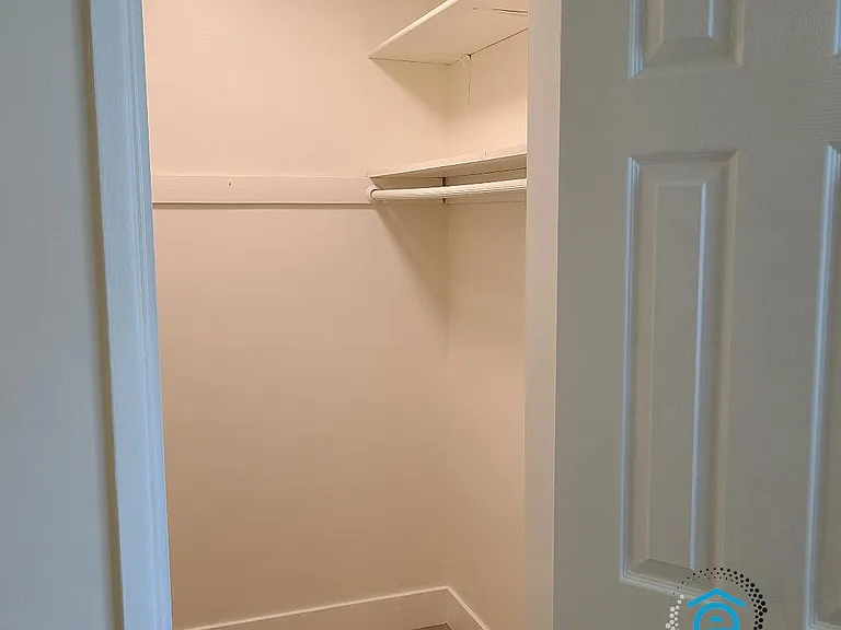 Unit Photo