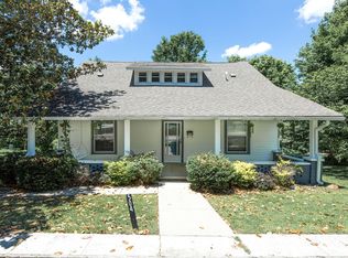504 N Main St, Dickson, TN 37055