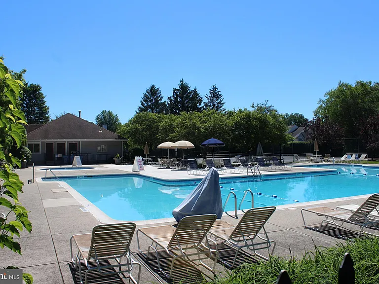 543 Cedar Hollow Dr — Photo 40