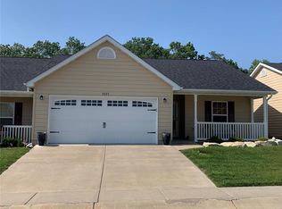 1037 Hawk Ridge Dr, Union, MO 63084