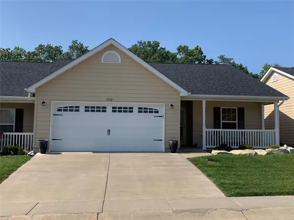 1037 Hawk Ridge Dr, Union, MO 63084