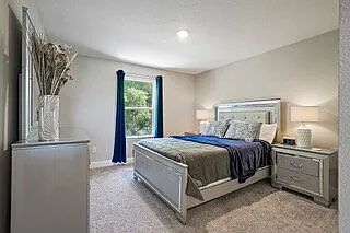5246 Neil Dr — Photo 6