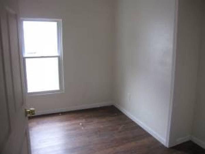 1st image of 35 Broad St #2