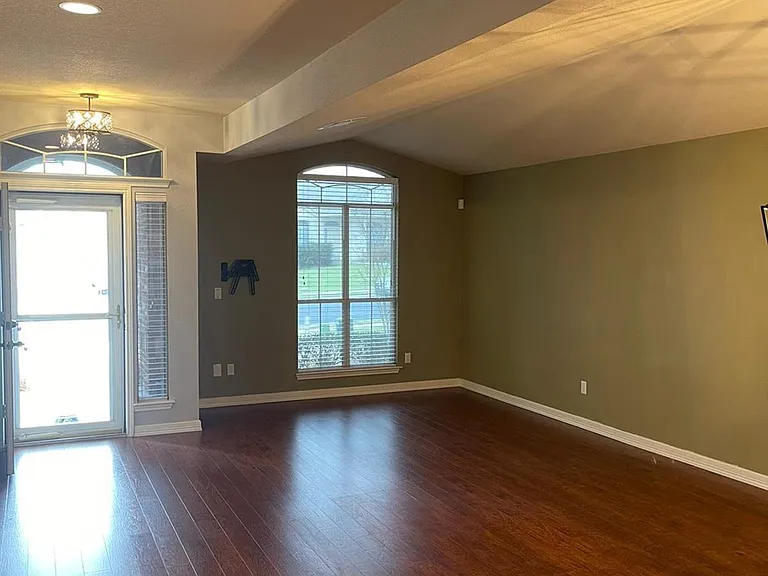 2516 Pearson Way — Photo 4