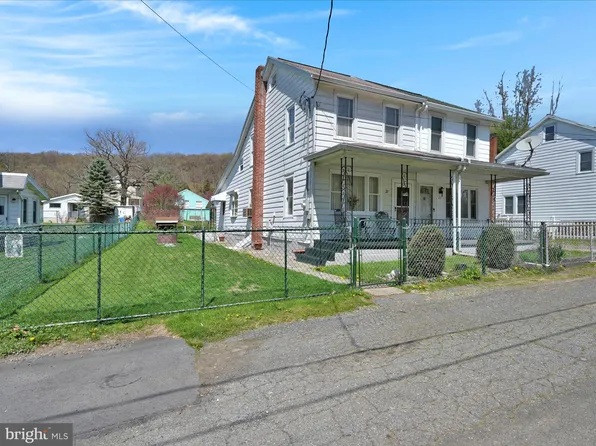 21 High Rd, Pottsville, PA 17901