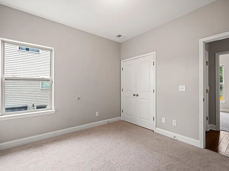 1102 Achiever Cir — Photo 27
