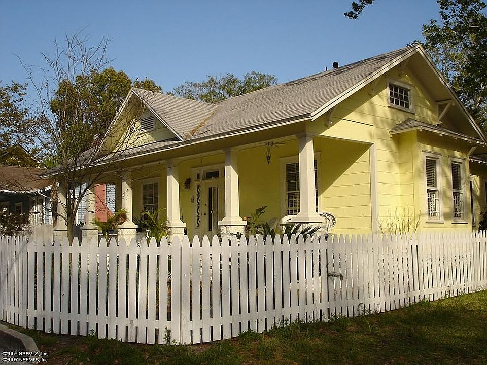 1st image of 2866 Sydney St