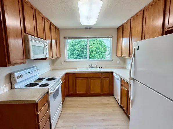 4775 Hahns Peak Dr Unit 204, Loveland, CO 80538