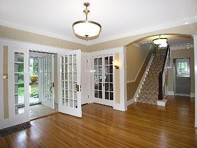 3rd image of 201 S Stone Ave