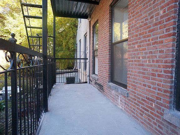 3rd image of 94 Lewis Ave #2R