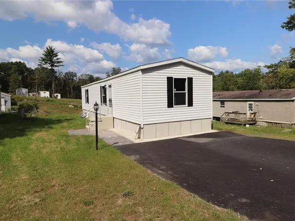4003 Mountain Vista Rd, Stroudsburg, PA 18360