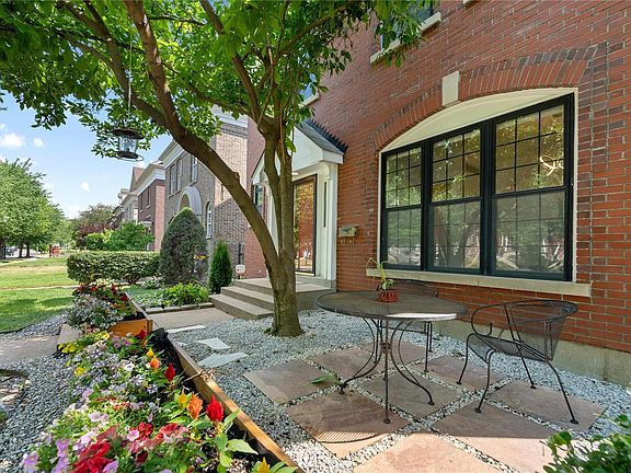 5th image of 4224 Westminster Pl