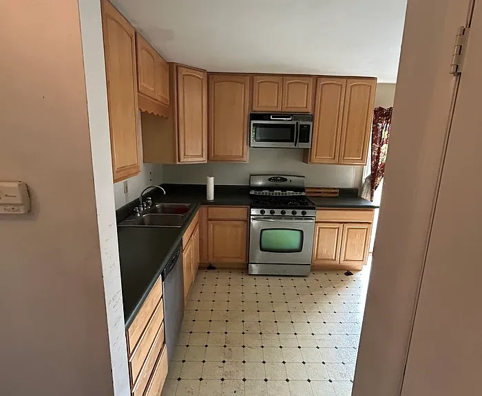 303 Wilson Park Ln — Photo 23