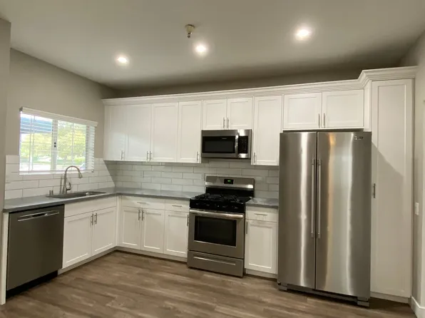 The Mariposa, 195 Johnston Ln #101, San Marcos, CA 92069