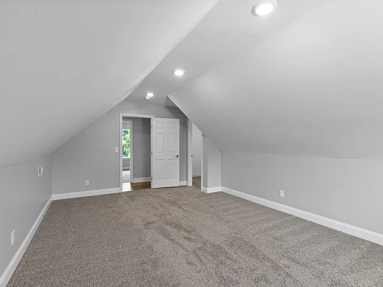 611 Sunset Valley Dr — Photo 31