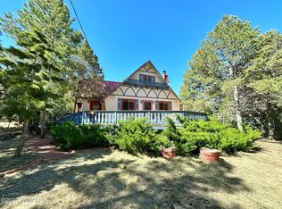 2140 Woods Dr, Overgaard, AZ 85933