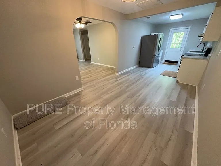 595 NW 100th St #A — Photo 15
