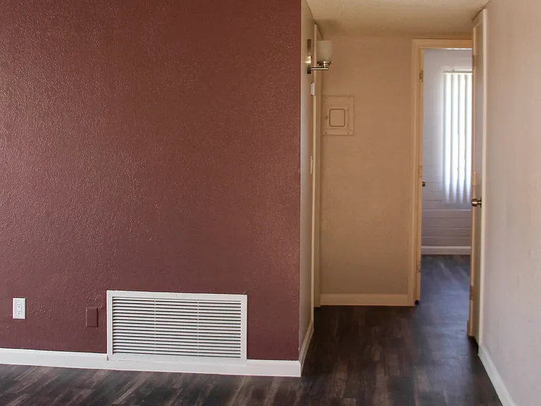Winterhaven Apartments — Photo 23