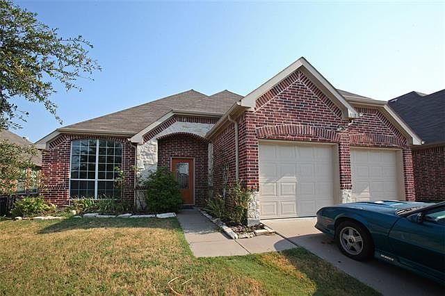 1st image of 1118 Caroline Dr