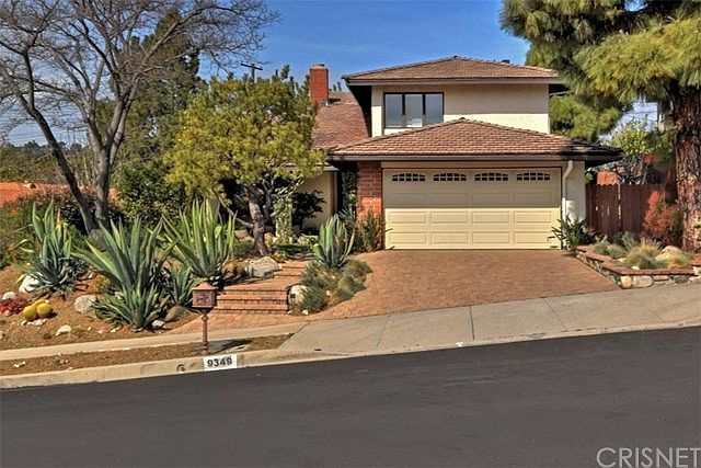 2nd image of 9349 Belvoir Ave