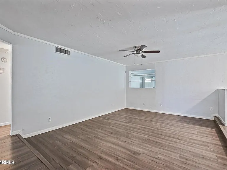 6133 W Tierra Buena Ln — Photo 2