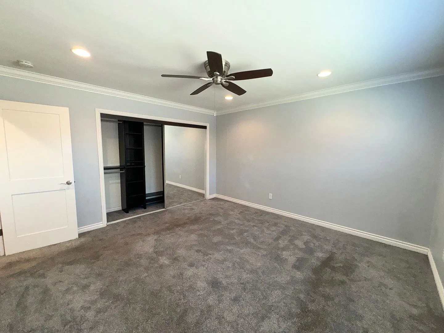 Beautifully Updated 3 Bedroom, 2 bath Rolando Village Home with Large Backyard — Photo 4