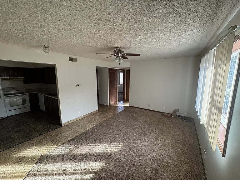 1624 Garfield St #6 — Photo 2