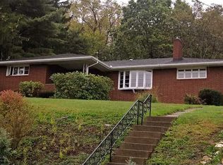 2916 Italy Rd, Export, PA 15632