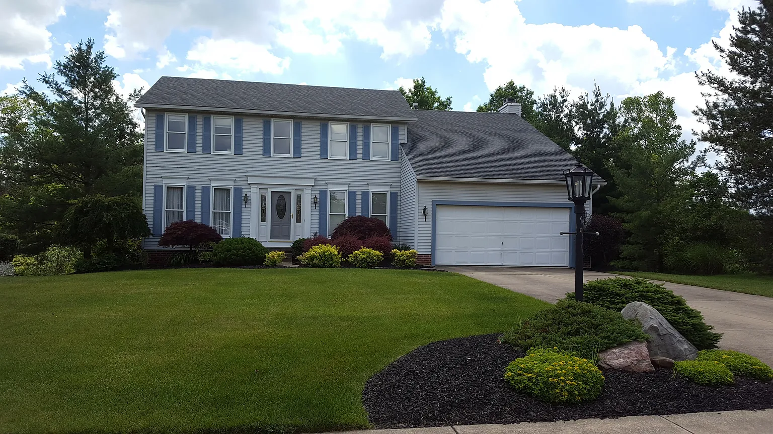 8473 Acadia Dr photo 1