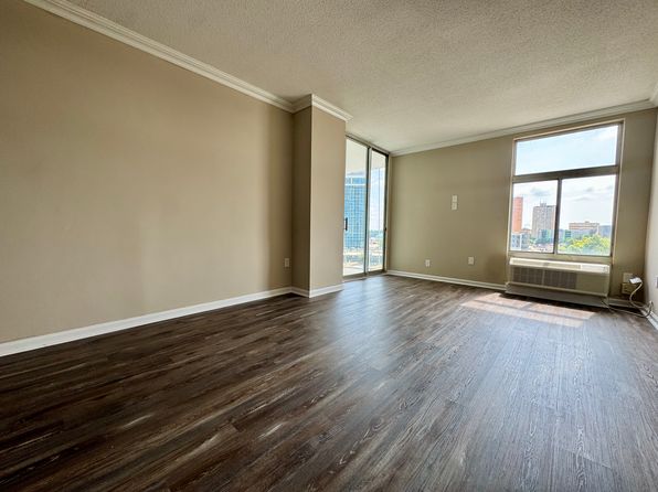 28 Allegheny Ave APT 910